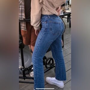 Abercrombie The 90s Straight Ultra High Rise Jeans